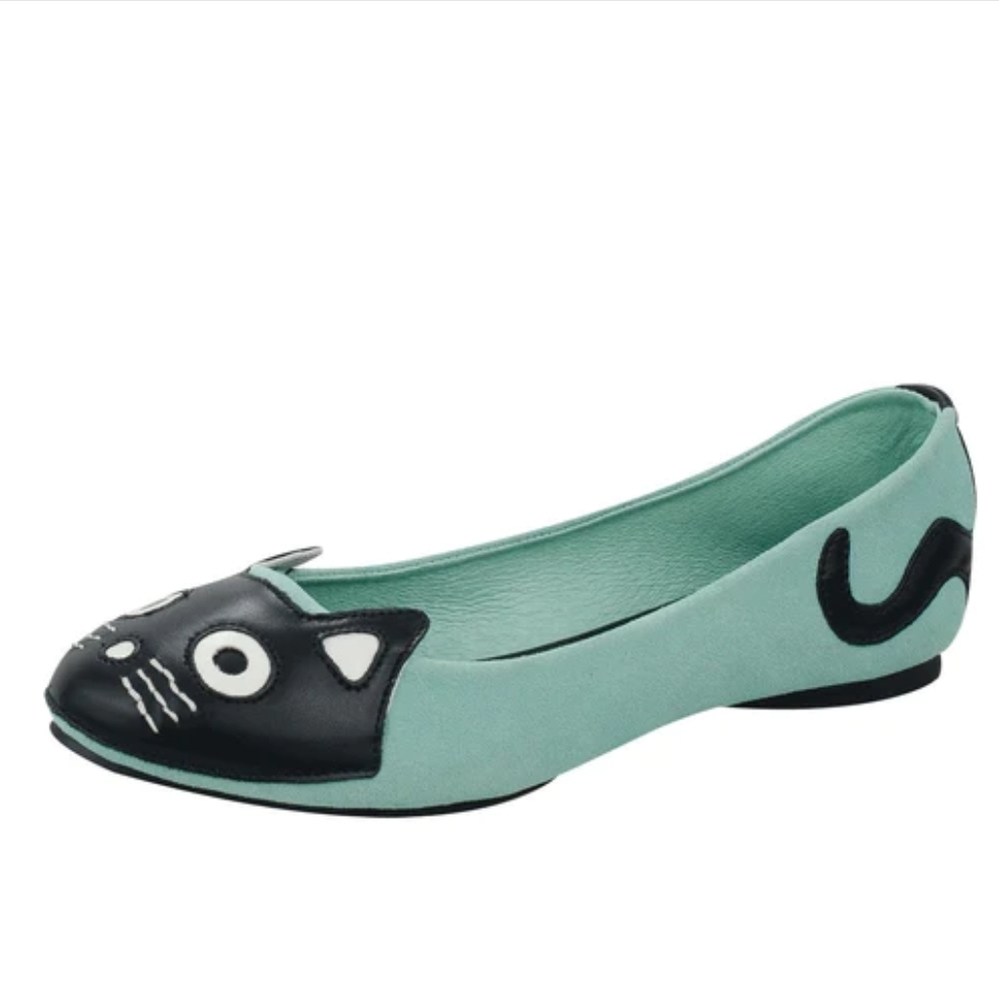 Flat cat shoes